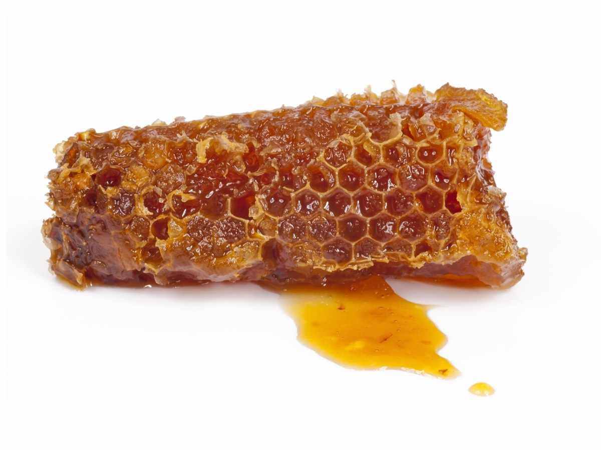 Мед в сотах липовый